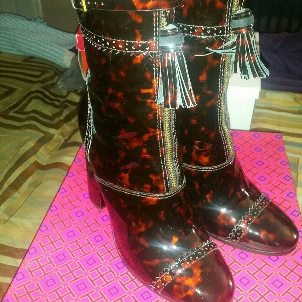 Tory Burch bootie